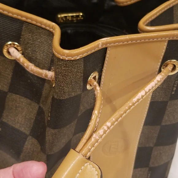 💖HOST PICK💖 Vintage Fendi Bucket Bag - Picture 7 of 8